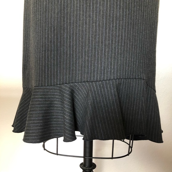 Express Pencil Skirt - Picture 8 of 12